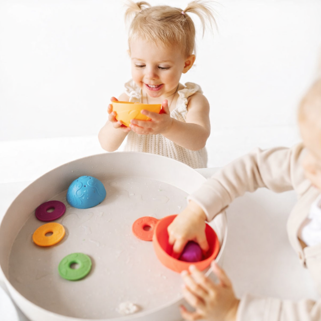 Jellystone - Ocean Stacking Cups in Rainbow