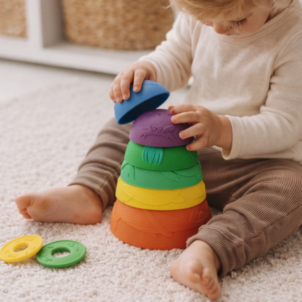 Jellystone - Ocean Stacking Cups in Rainbow