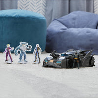 DC Comics -  Crusader Batmobile Playset with 4-inch Batman Figure