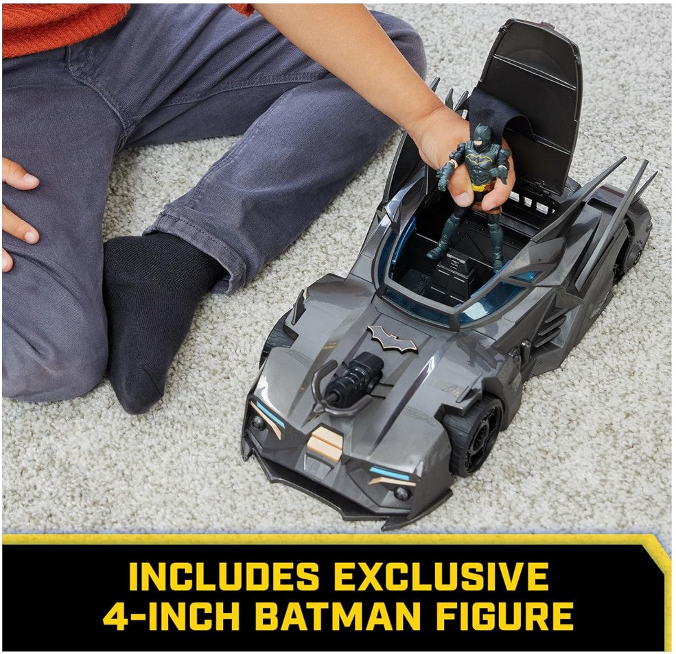 DC Comics -  Crusader Batmobile Playset with 4-inch Batman Figure